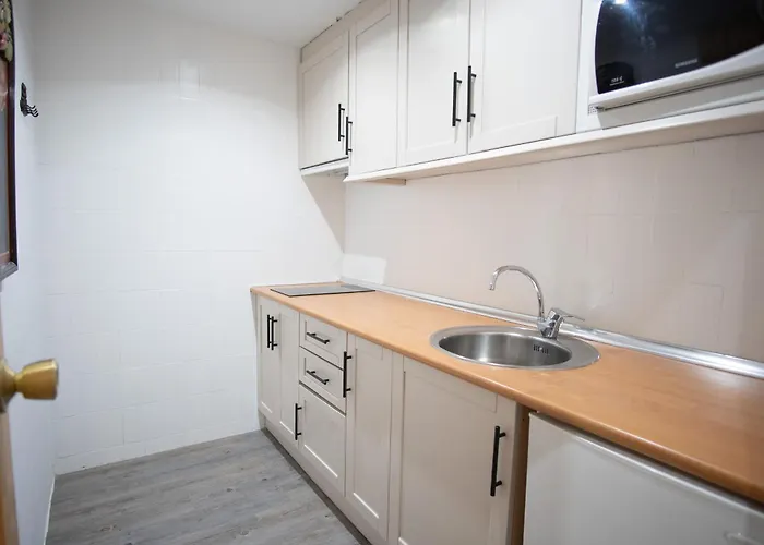 Europa House - Parking Y Wifi Gratis Daire Sierra Nevada